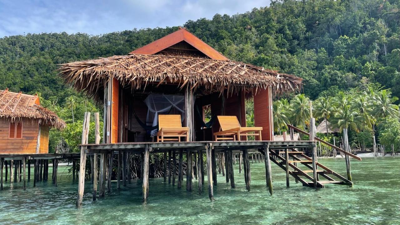 Nyande Raja Ampat Hotel Pulau Mansuar Exterior foto