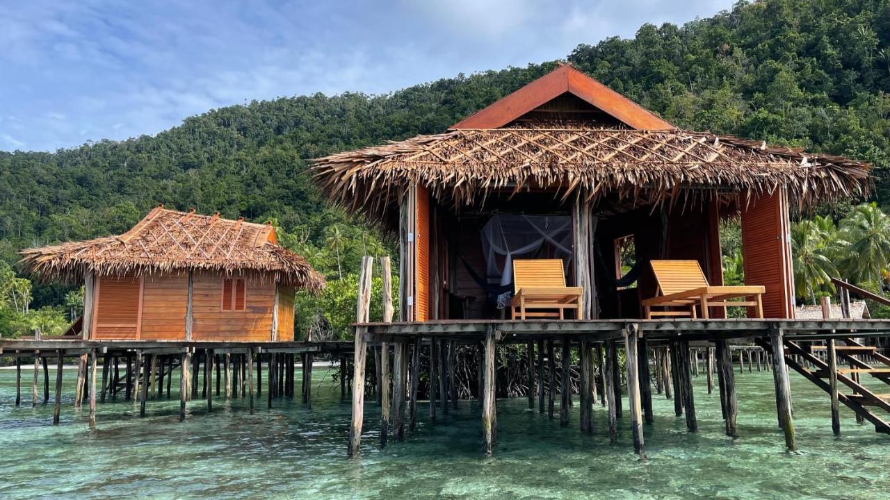 Nyande Raja Ampat Hotel Pulau Mansuar Exterior foto