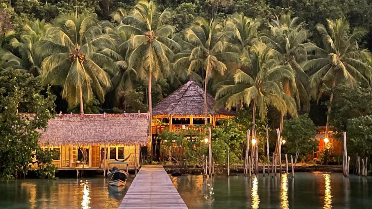 Nyande Raja Ampat Hotel Pulau Mansuar Exterior foto