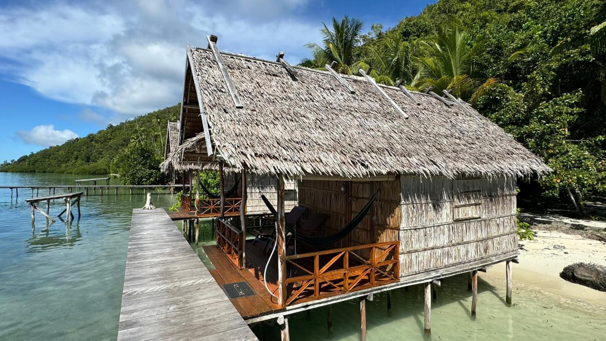 Nyande Raja Ampat Hotel Pulau Mansuar Exterior foto